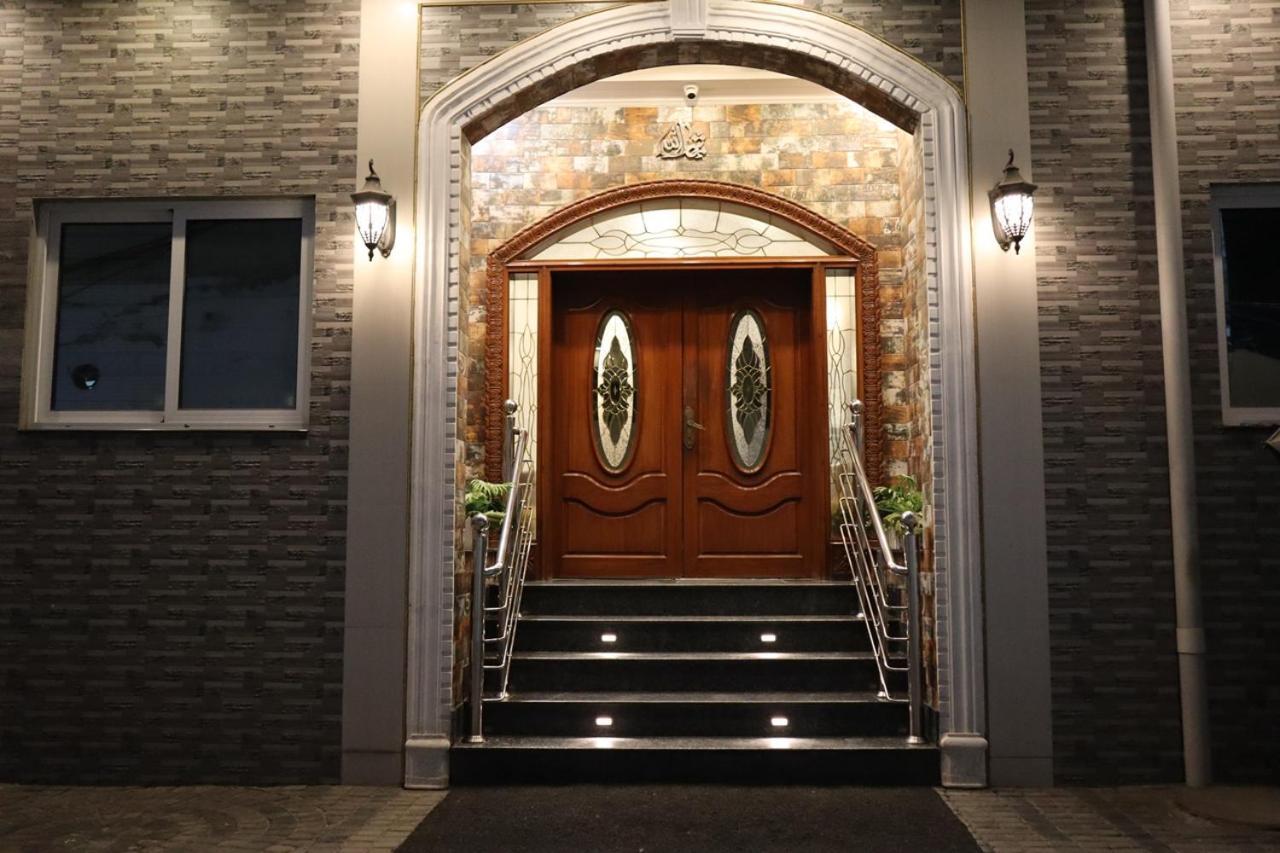 Hayyat Luxury Hotel Suites Lahore Exterior foto