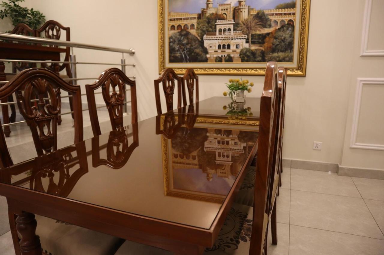 Hayyat Luxury Hotel Suites Lahore Exterior foto